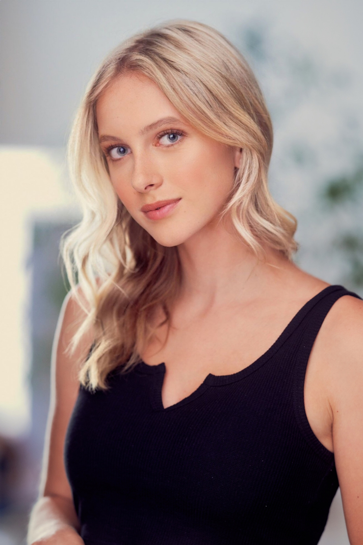 Image of Lauren Peters