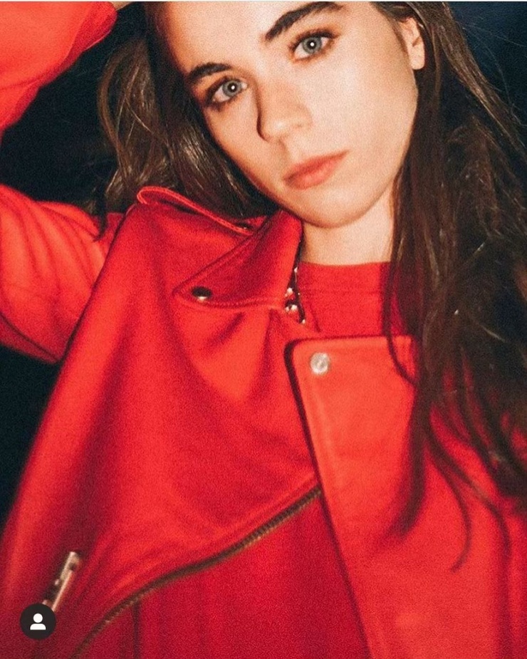 Sarah Desjardins Sarah Desjardins