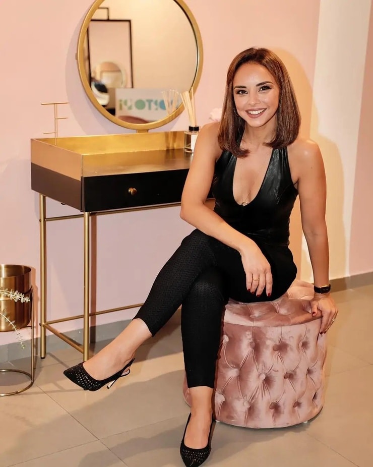 Chenoa Chenoa