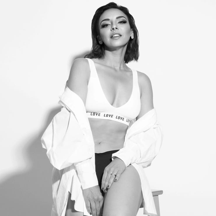 Chenoa Chenoa