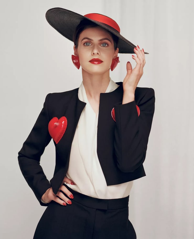 Alexandra Daddario Alexandra Daddario