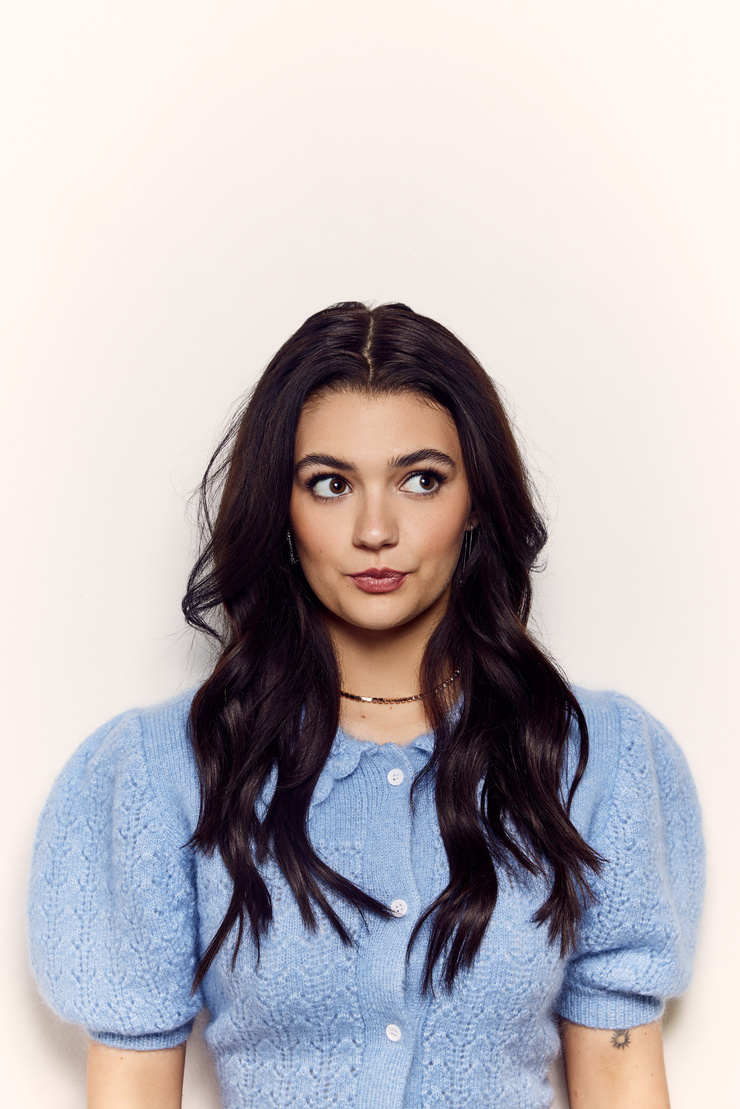 Eva Carlton
