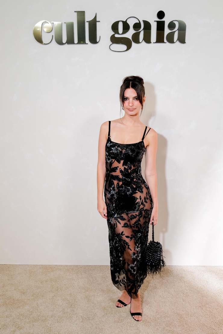Emily Ratajkowski