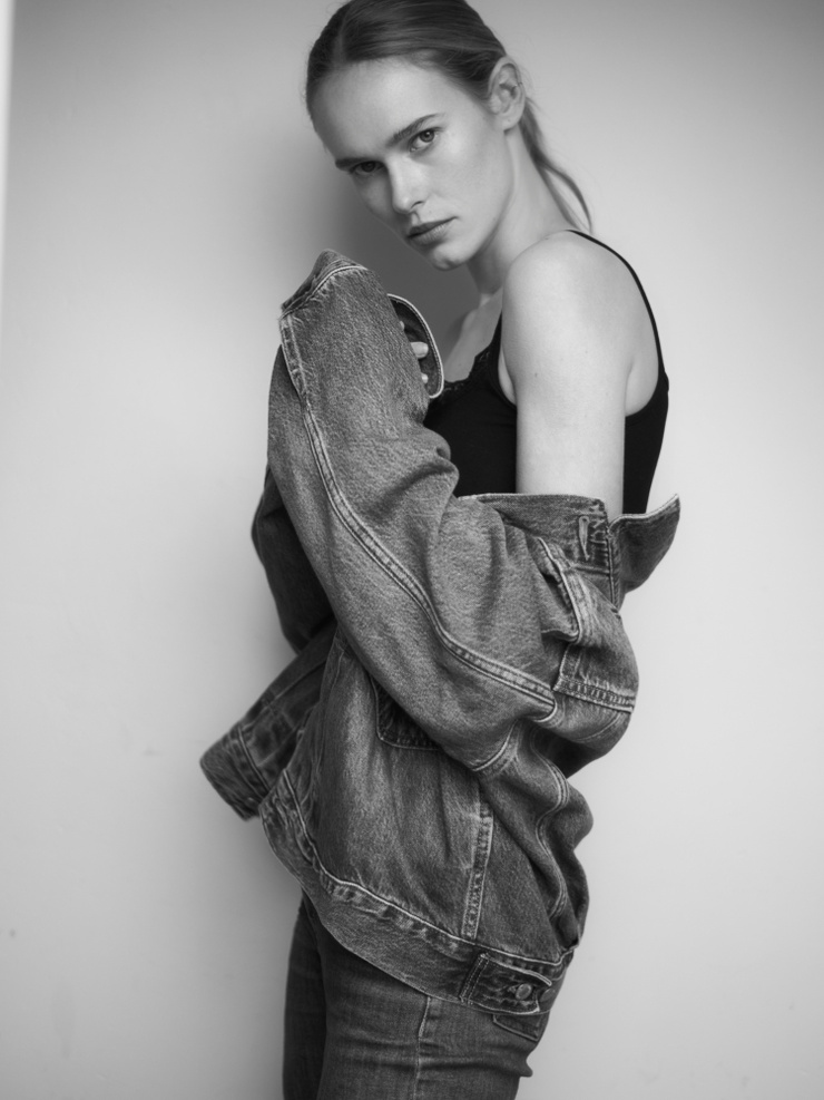 ANNE DEN OUTER