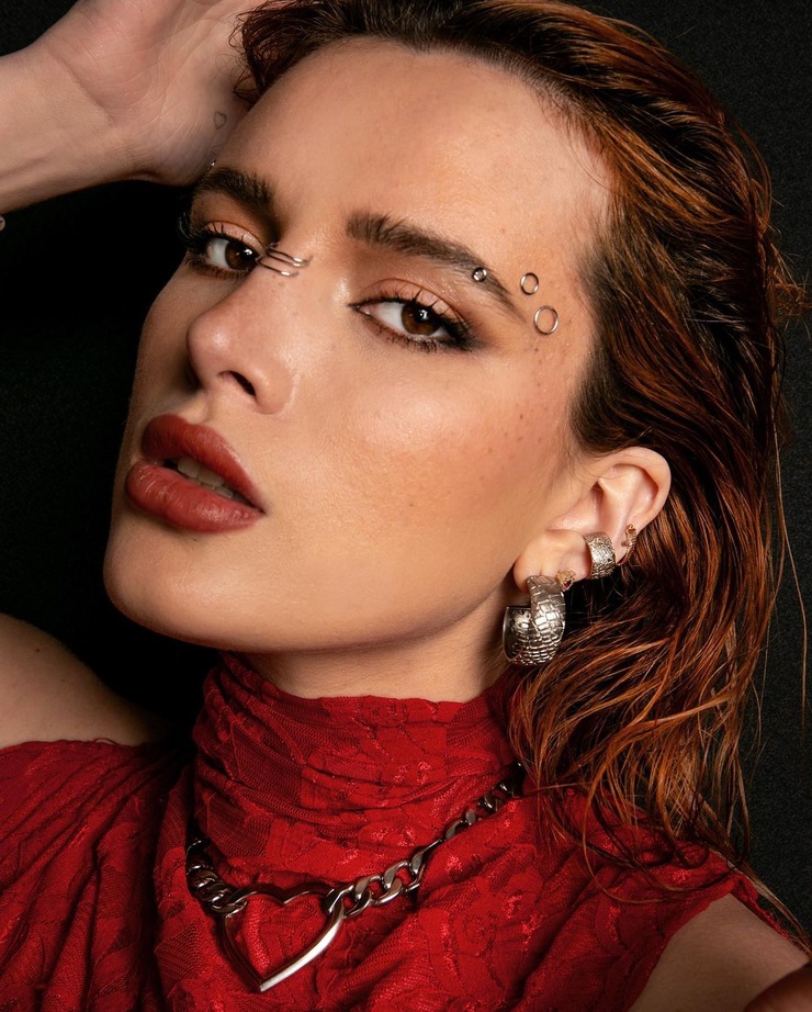 Bella Thorne