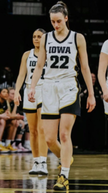 Caitlin Clark (ii)