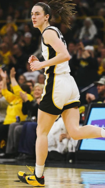 Caitlin Clark (ii)