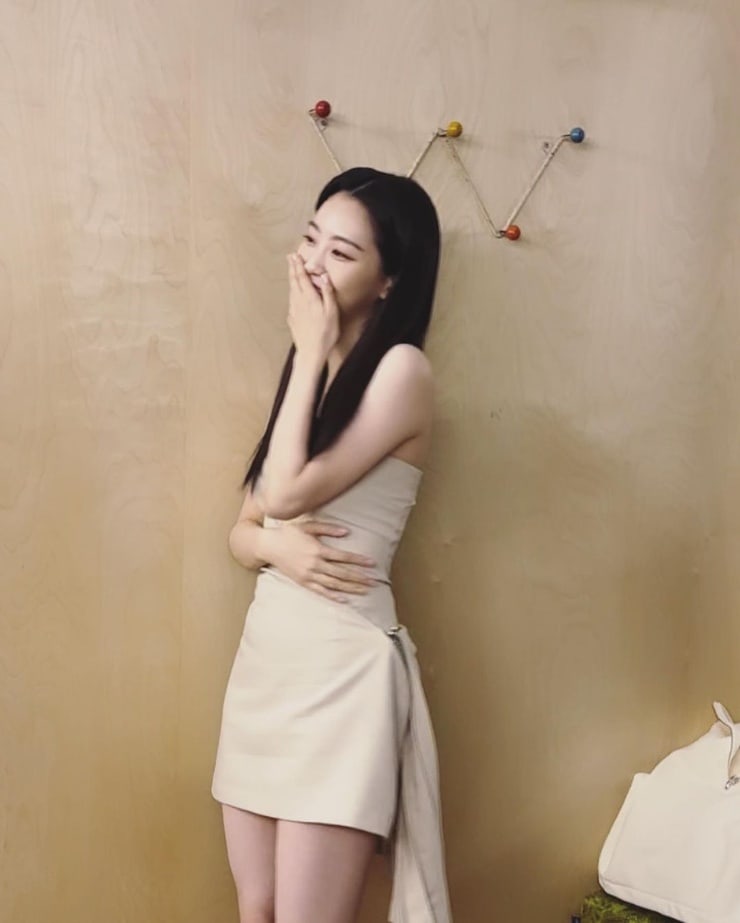 Cho Yi Hyun