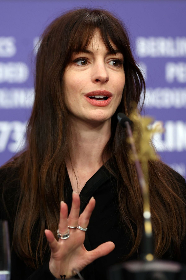 Anne Hathaway