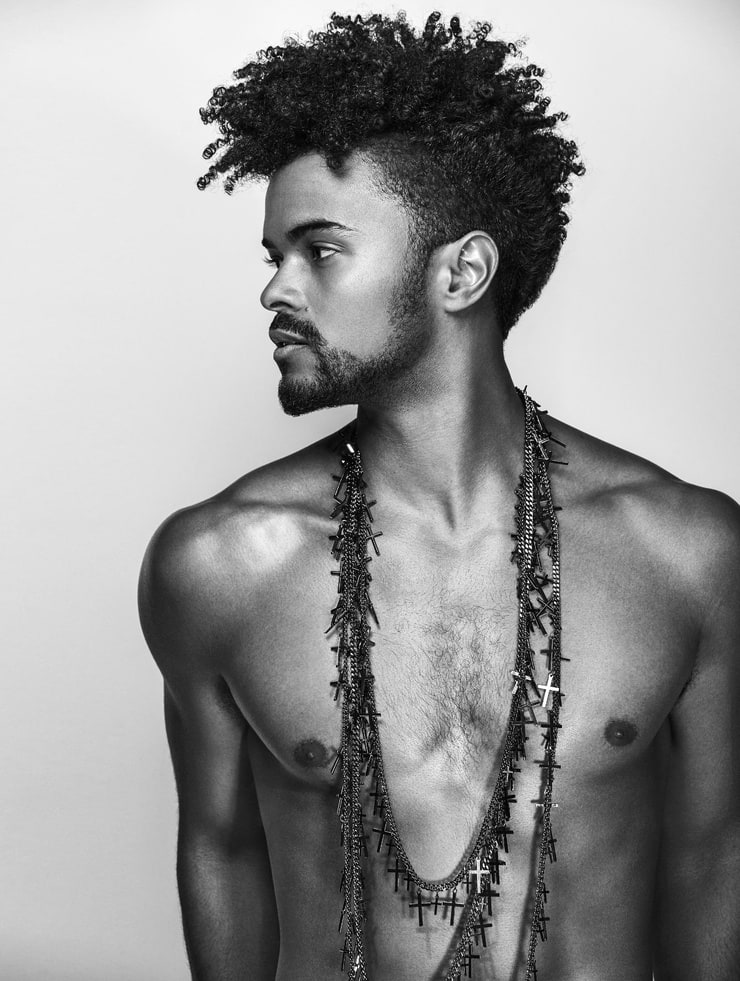 Eka Darville