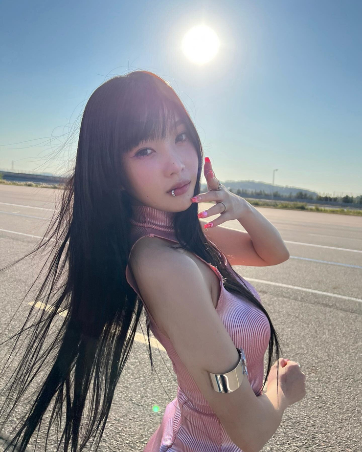 Joy (Park Soo Young)