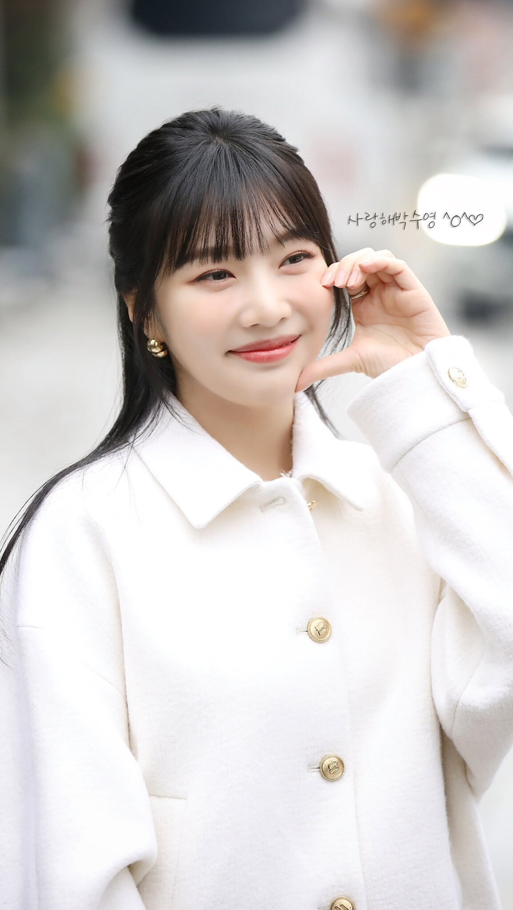 Joy (Park Soo Young)