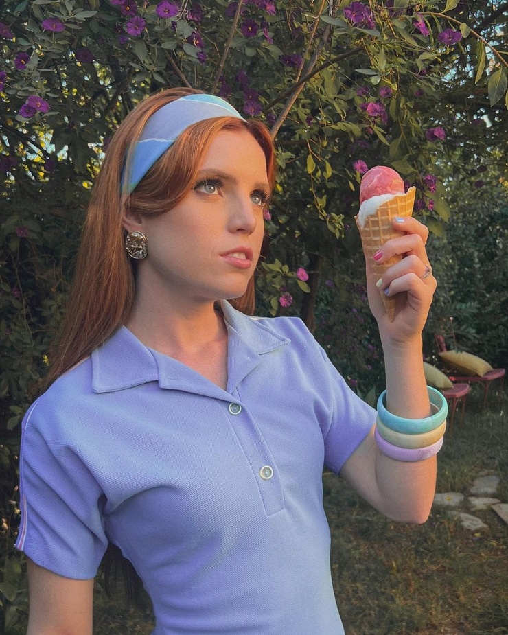 Sydney Sierota Sydney Sierota