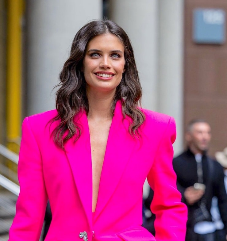 Sara Sampaio Sara Sampaio