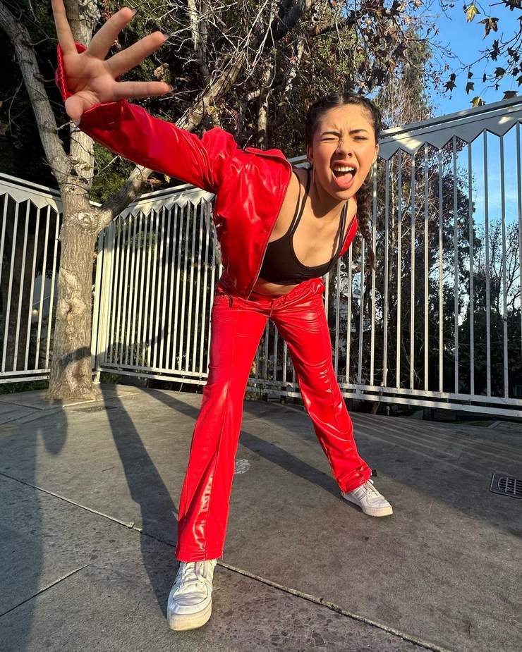 Xochitl Gomez