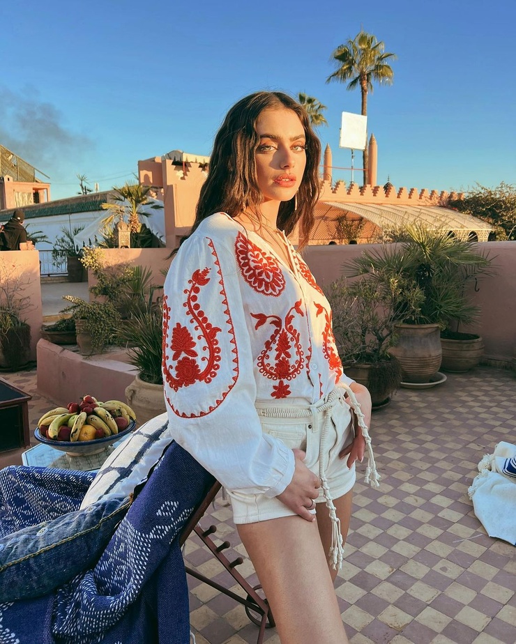 Yael Shelbia Yael Shelbia
