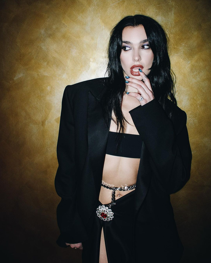Dua Lipa
