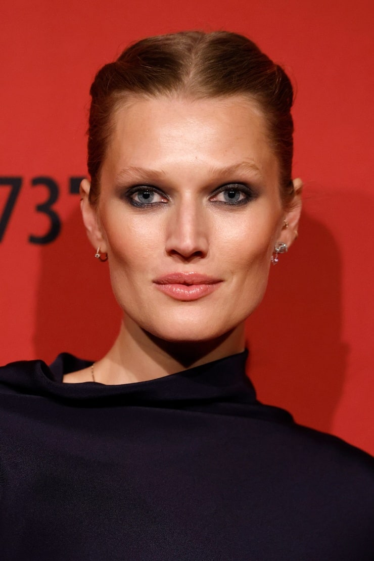 Toni Garrn