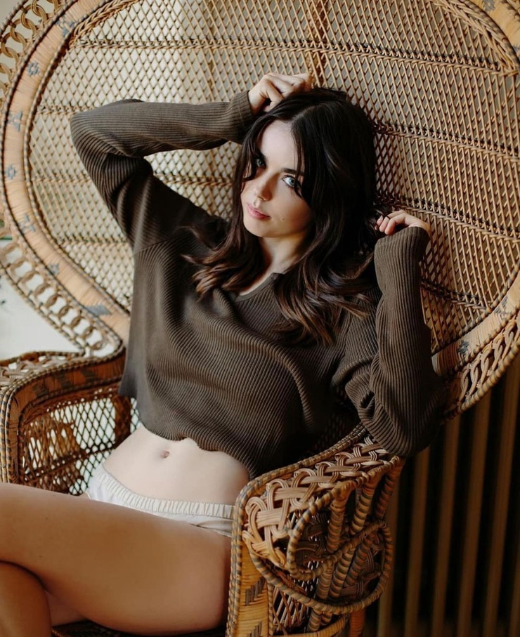 Danielle Sharp Danielle Sharp