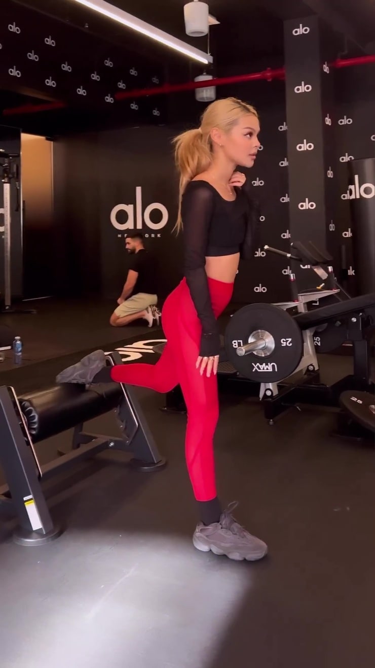 Lily Maymac