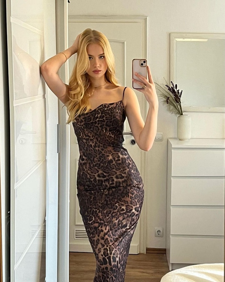 Emma Woe