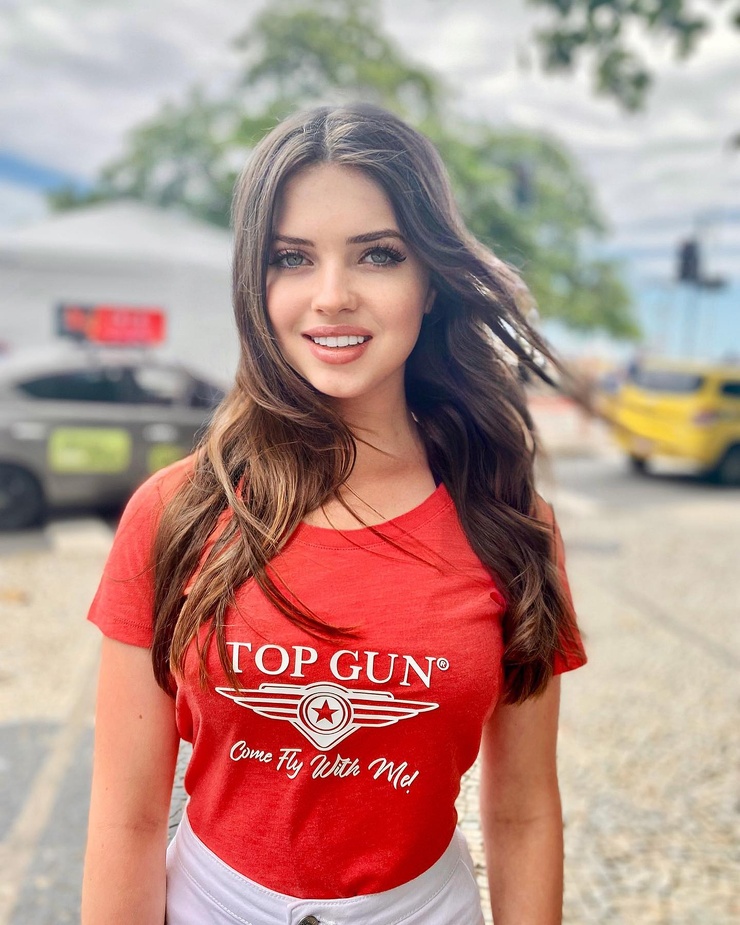 Adriana Adriana