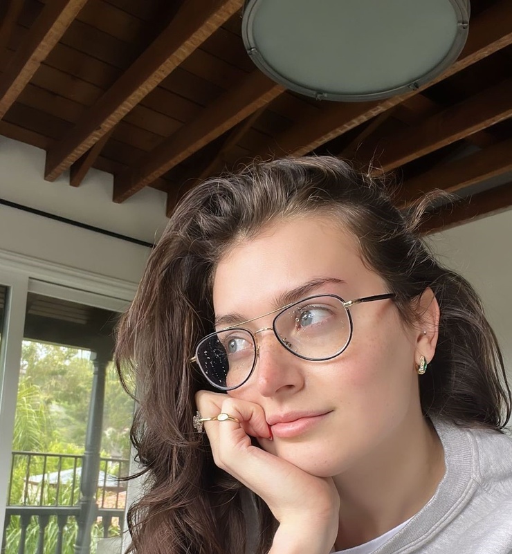 Jessica Clements