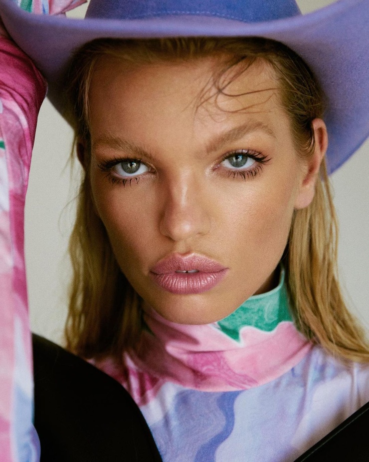 Daphne Groeneveld Daphne Groeneveld