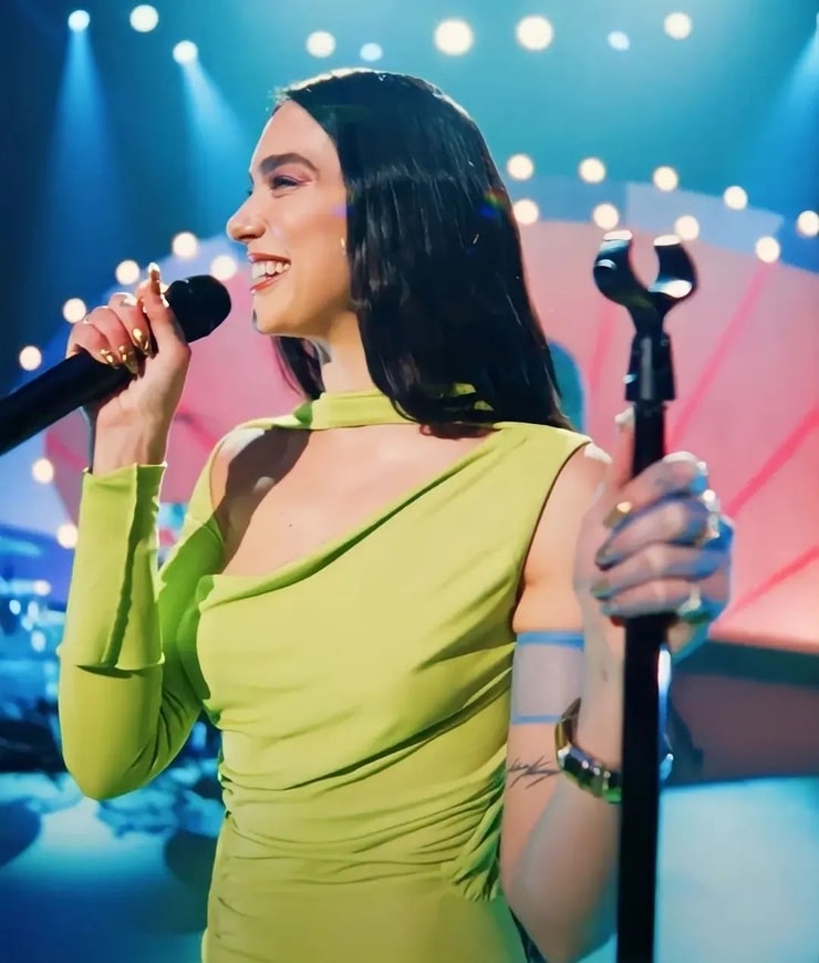 Dua Lipa