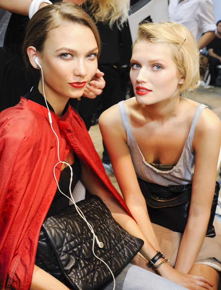 Toni Garrn Toni Garrn