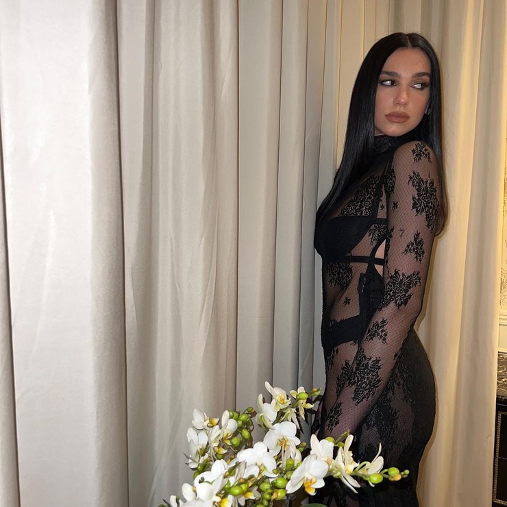 Dua Lipa