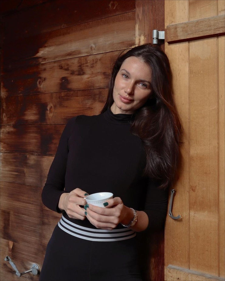 Hailey Outland Hailey Outland