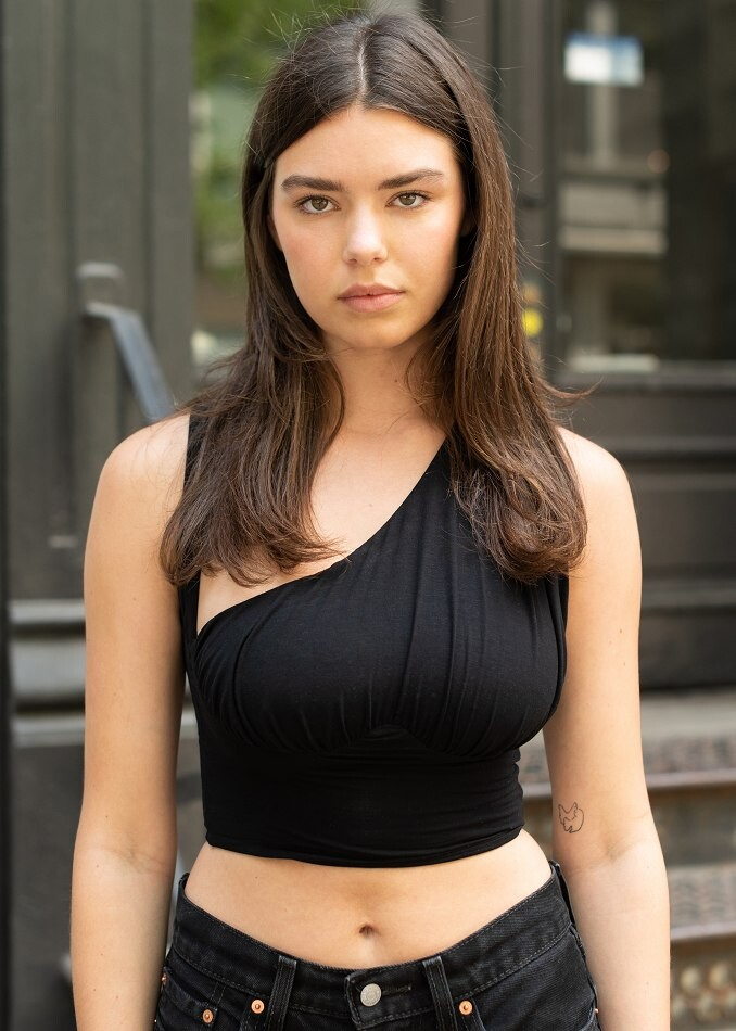 Picture of Lauren Searle