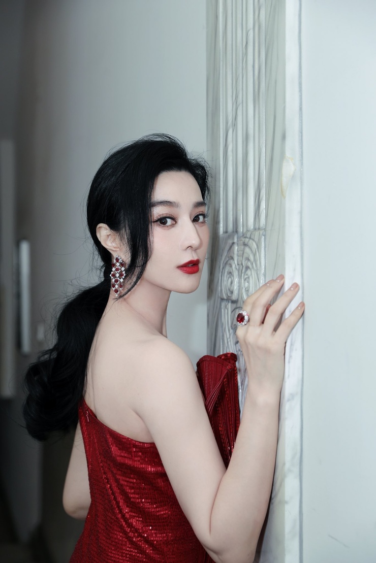 Bingbing Fan Bingbing Fan