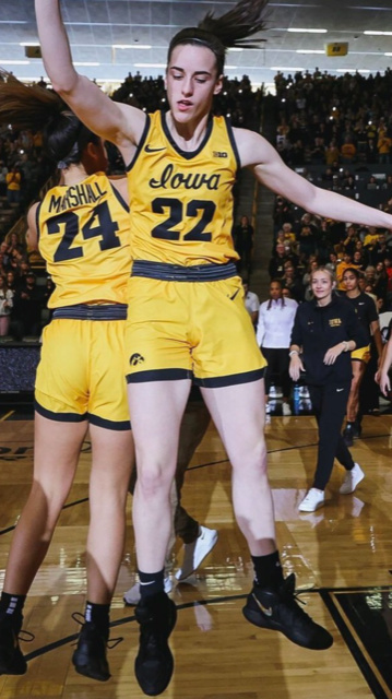 Caitlin Clark (ii)