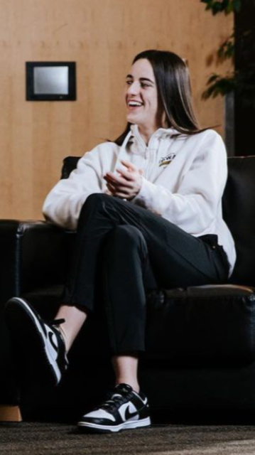 Caitlin Clark (ii)