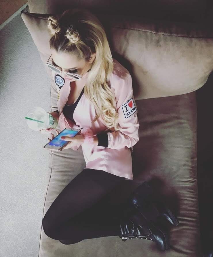 Tori Vild Tori Vild