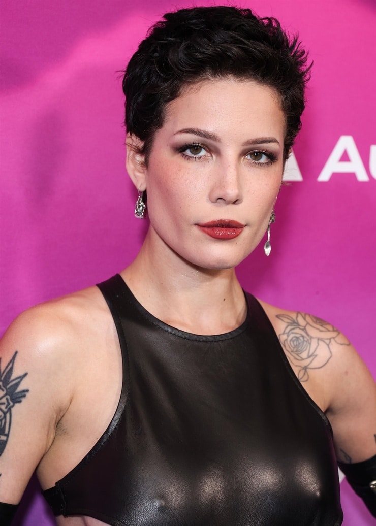 Picture of Halsey