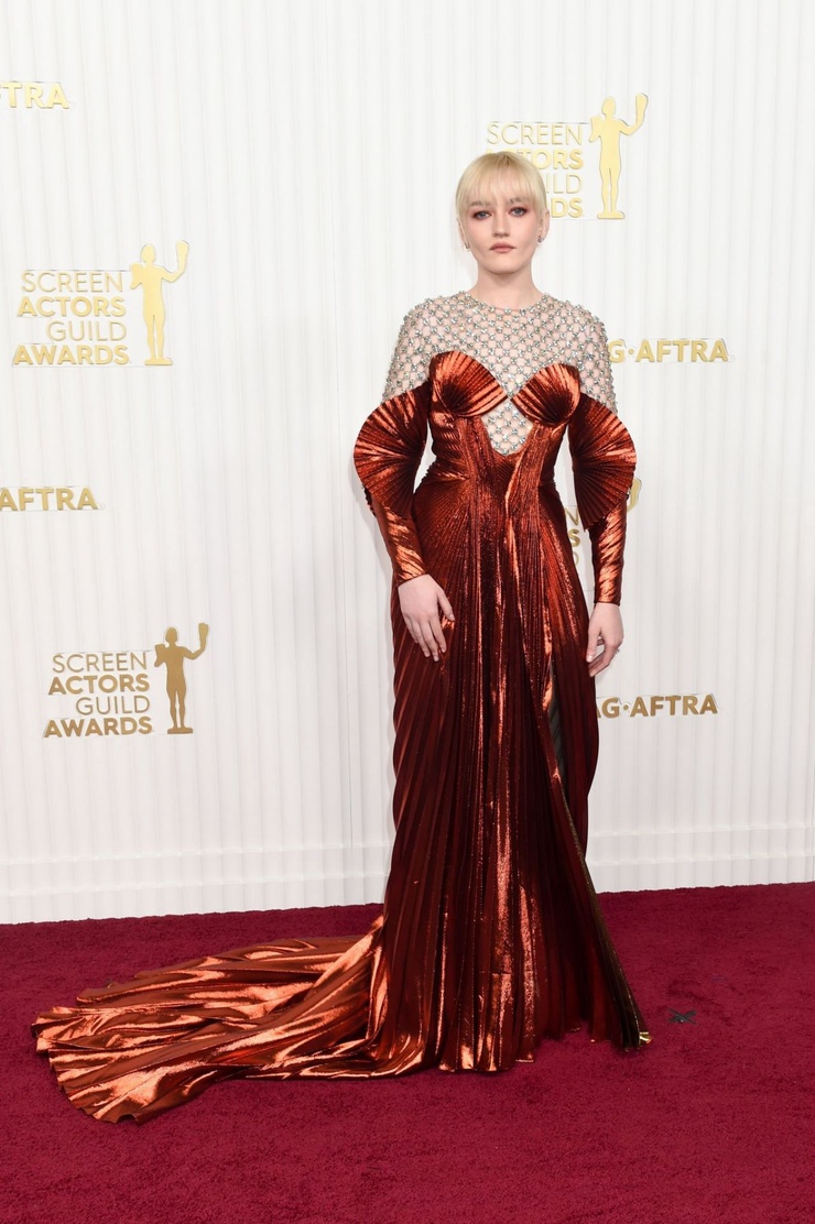 Julia Garner