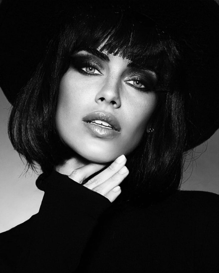 Jessica Lowndes