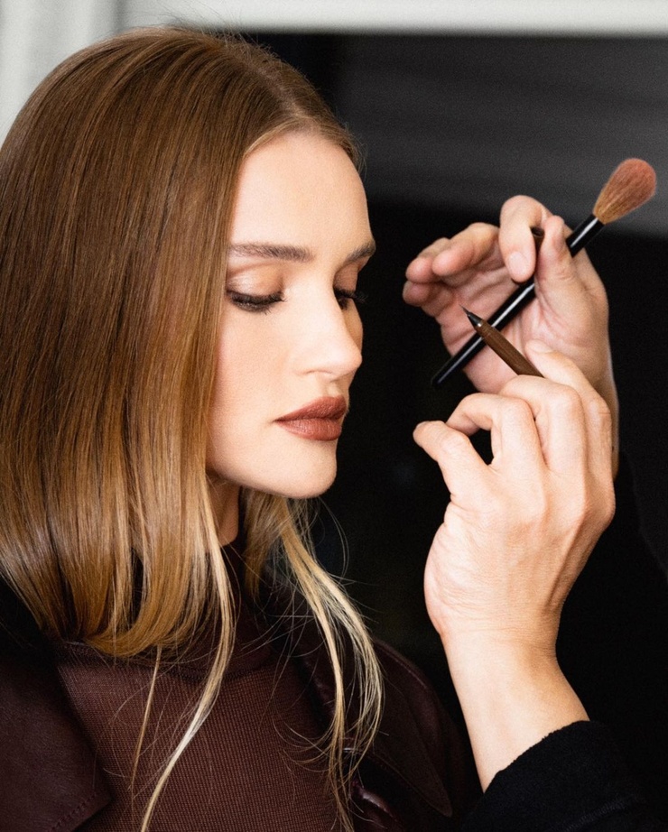 Rosie Huntington-Whiteley Rosie Huntington-Whiteley