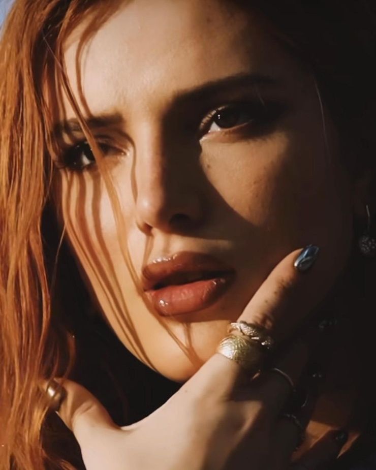 Bella Thorne Bella Thorne