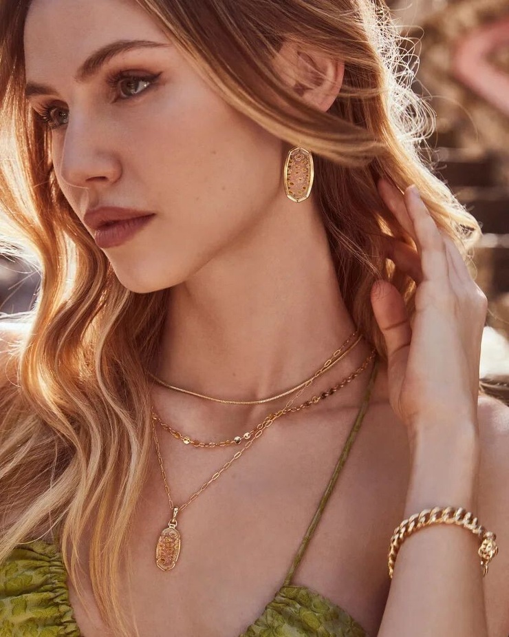 Scarlett Leithold Scarlett Leithold