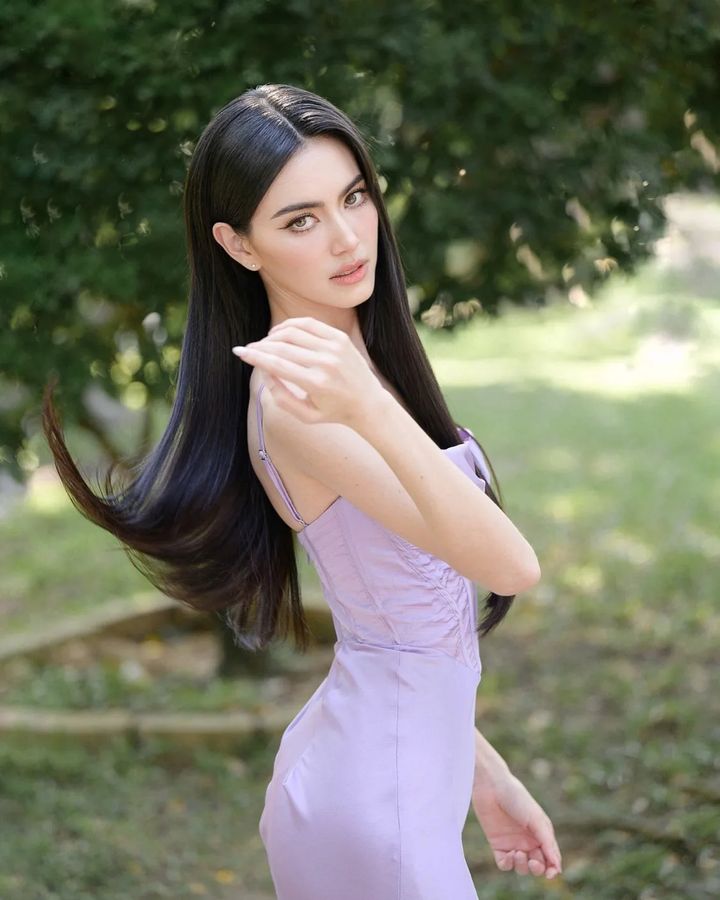 Davika Hoorne Davika Hoorne