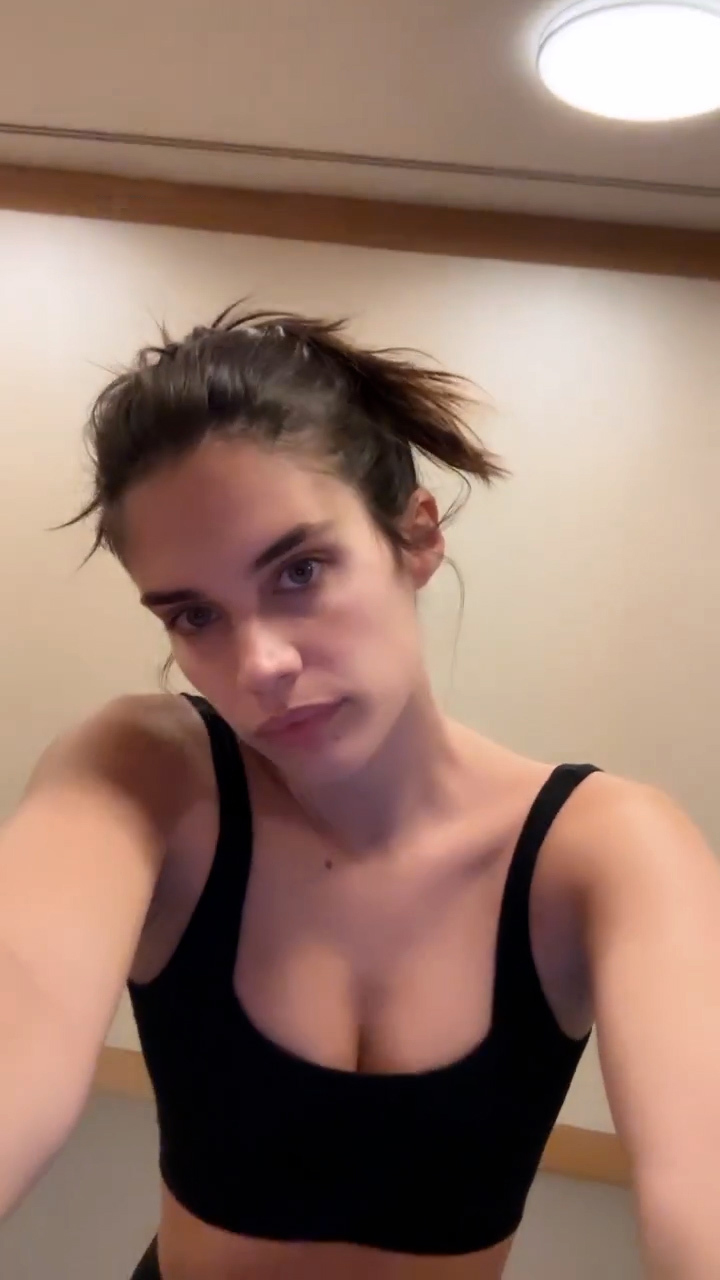 Sara Sampaio Sara Sampaio