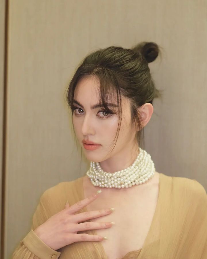 Davika Hoorne Davika Hoorne