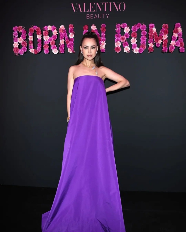 Sofia Carson