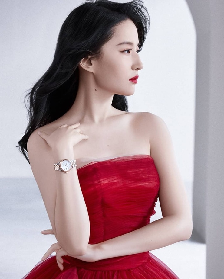 Yifei Liu Yifei Liu