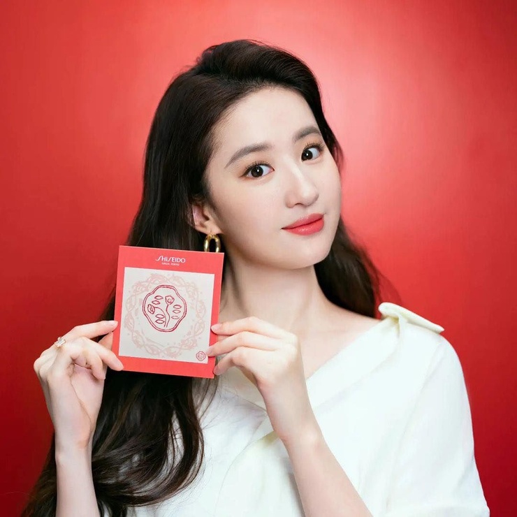 Yifei Liu Yifei Liu