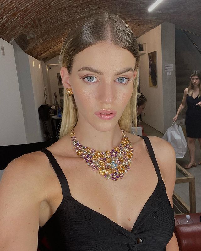 Sara Croce